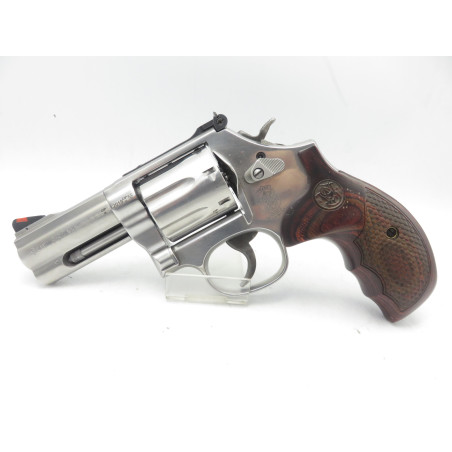SMITH ET WESSON 686 PLUS 357 MAGNUM REF: 6101